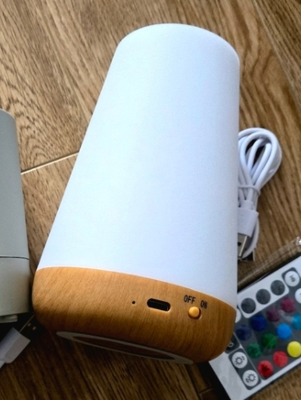 NEW 🆕️Colour Changing Light!! Amazing.....great for GIFTING